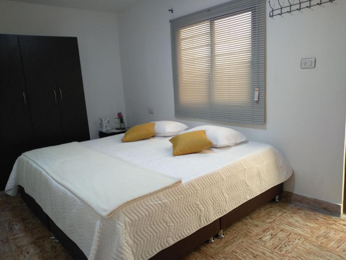 Komodo Alojamiento- Hostal Autoservicio, Ubicado Cerca Al Centro Historico - Bano Privado, Wifi , Cama 2X2 Y Agua Caliente Y Cocina Compartida โปปายาน ภายนอก รูปภาพ